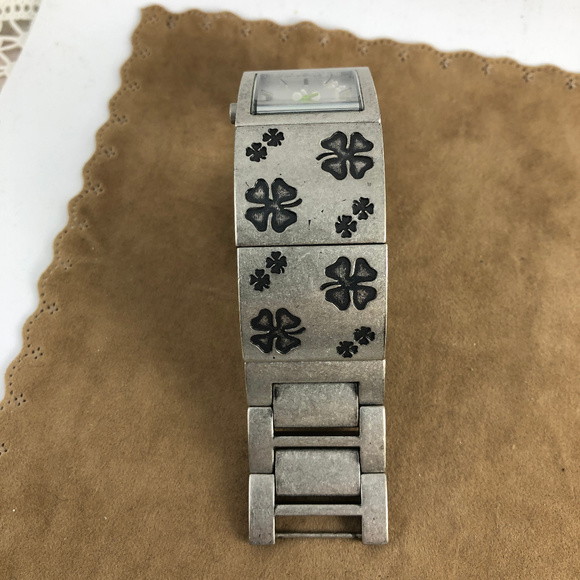 COPY - Be Lucky Brand Watch Silvertone 4 Leaf Clover - Picture 7 of 8
